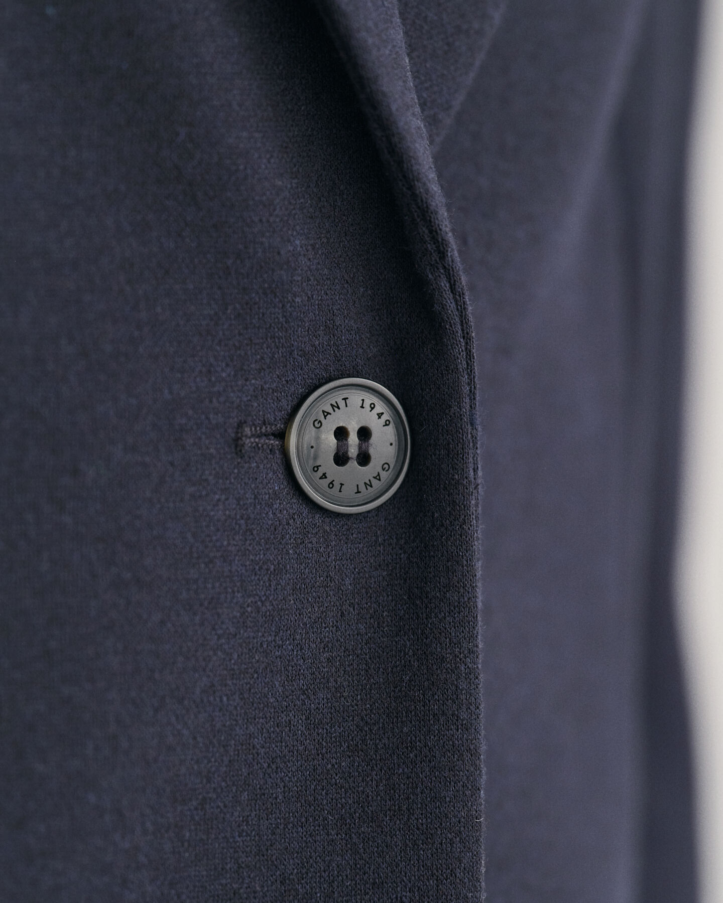 Regular fit ‑mitoitettu jerseybleiseri