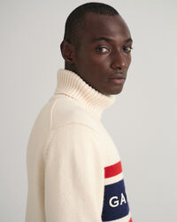 Banner Shield ‑pooloneulepusero