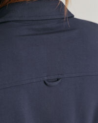 Slim&nbsp;fit ‑mitoitettu paitamekko jerseyneulosta