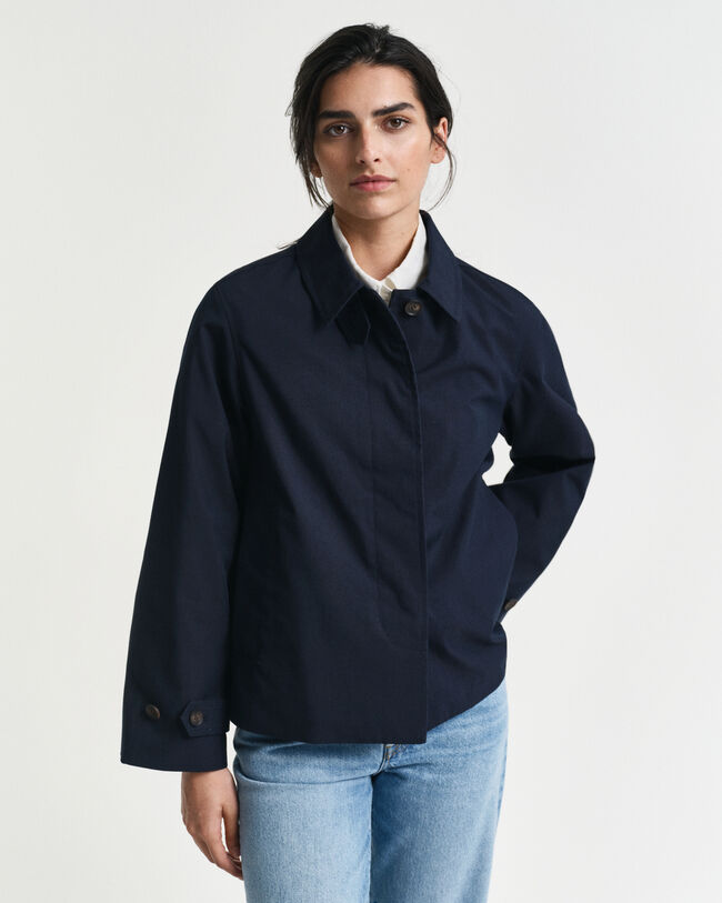 Lyhyt puuvillainen autotakki