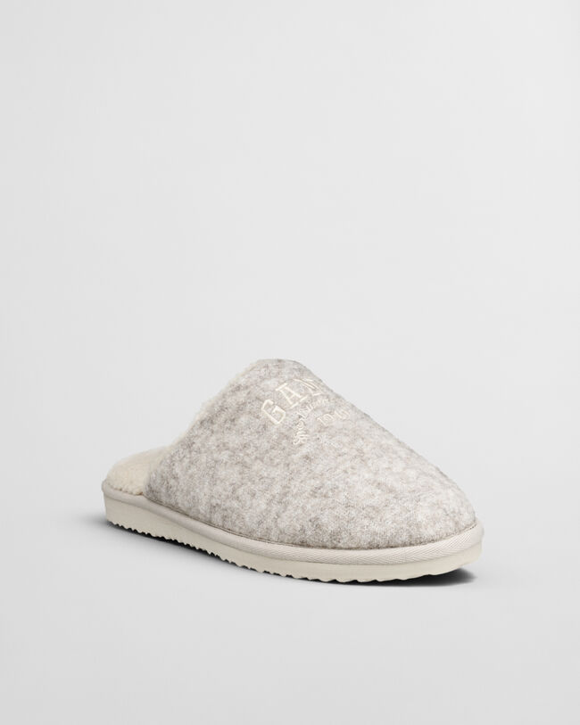 Pantofli-villaflanellitohvelit