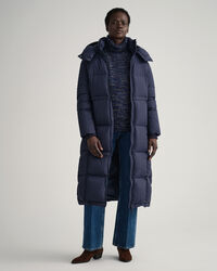 Kokopitkä untuvatakki