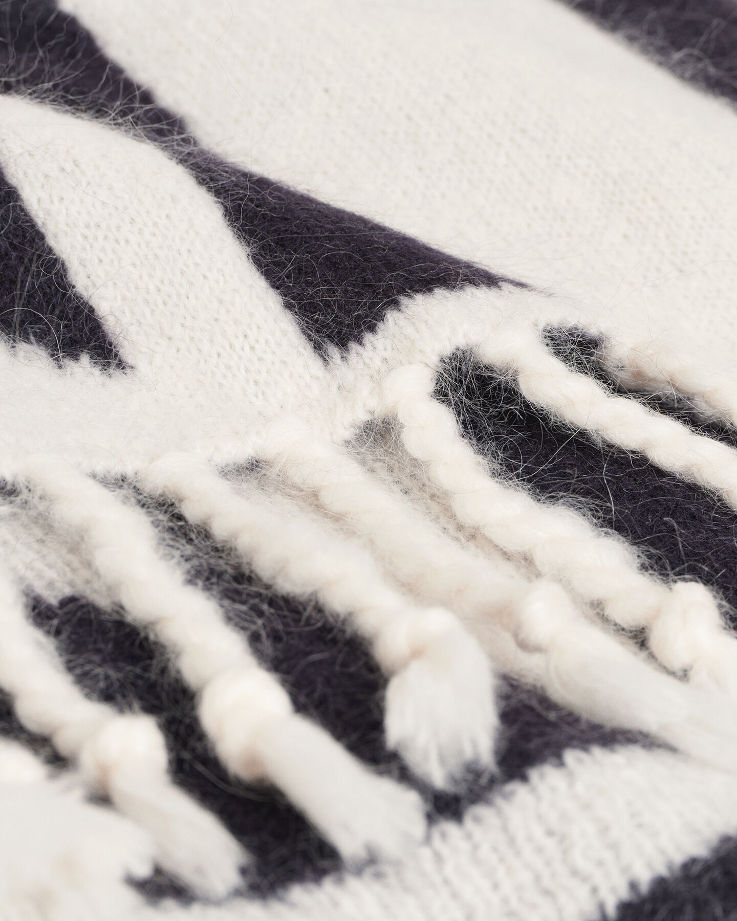 Quadrat Logo ‑mohairhuivi