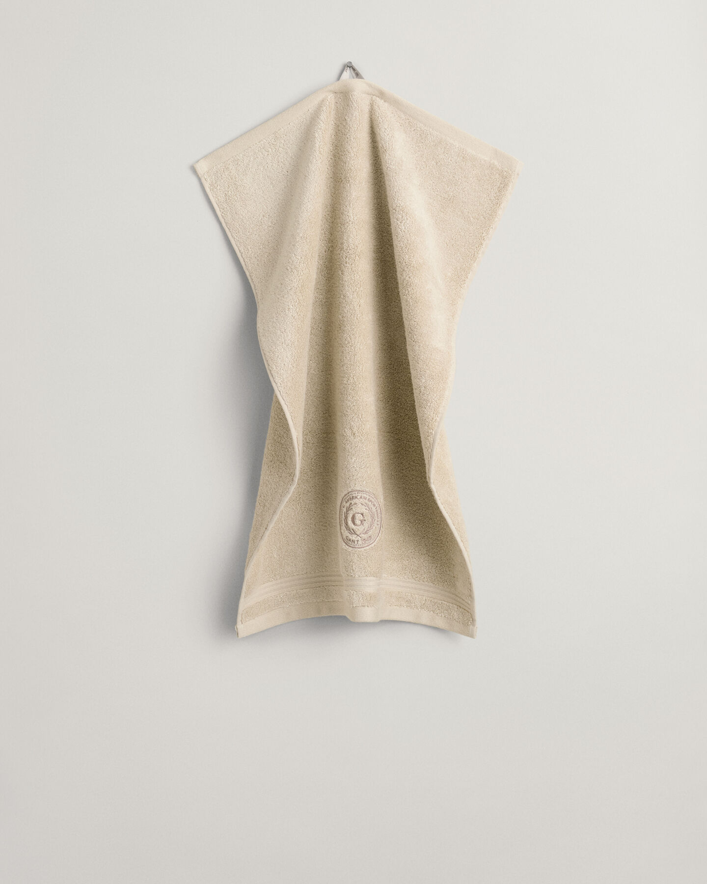 Crest‑pyyhe (50 cm x 70 cm)