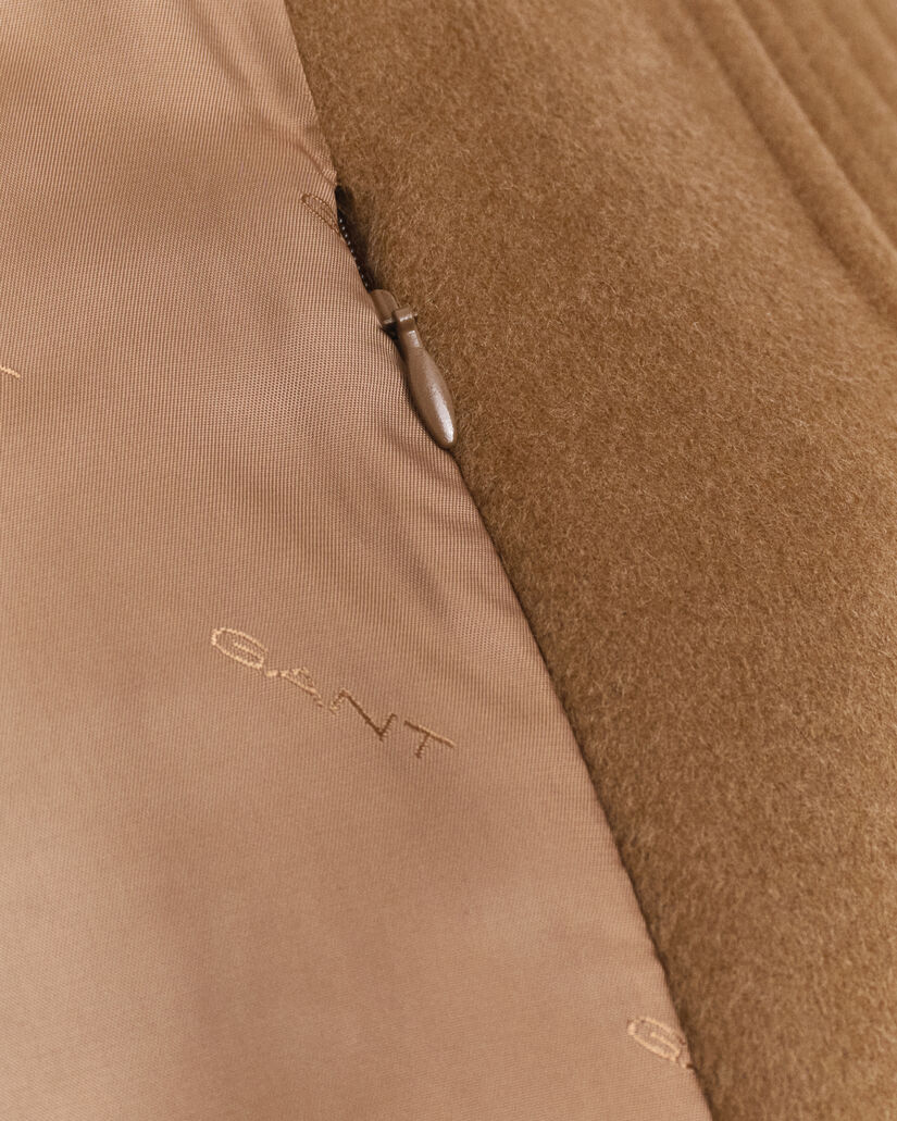 Villasekoitteinen lentäjäntakki