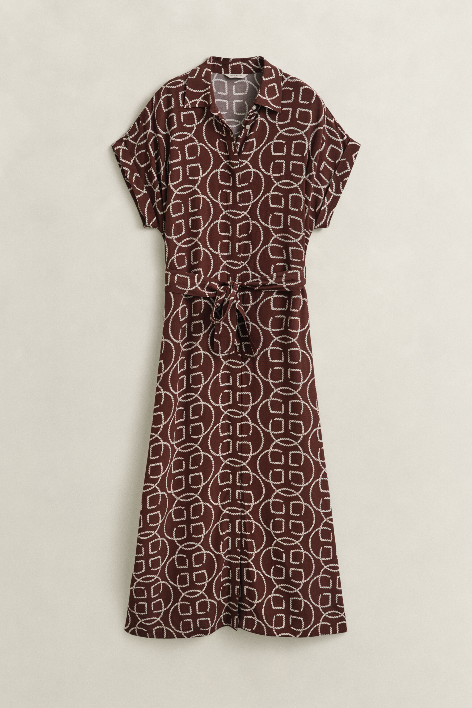 Pikkuhihainen monogrammimekko