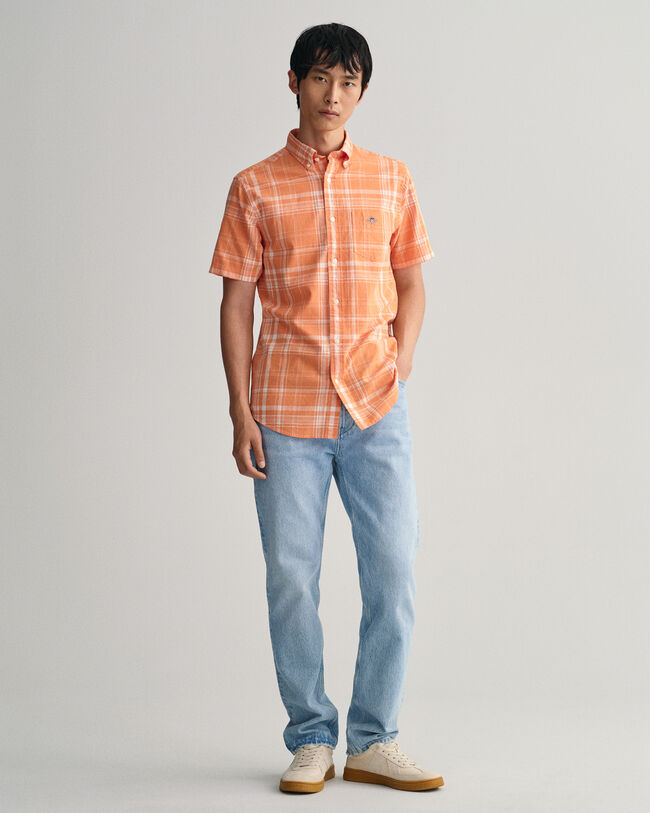 Regular&nbsp;fit ‑mitoitettu lyhythihainen ruutupaita puuvillapellavaa