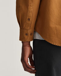 Relaxed fit ‑mitoitettu tvillipaita