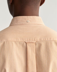 Regular fit ‑mitoitettu pystyraidallinen paita broadcloth-kankaasta