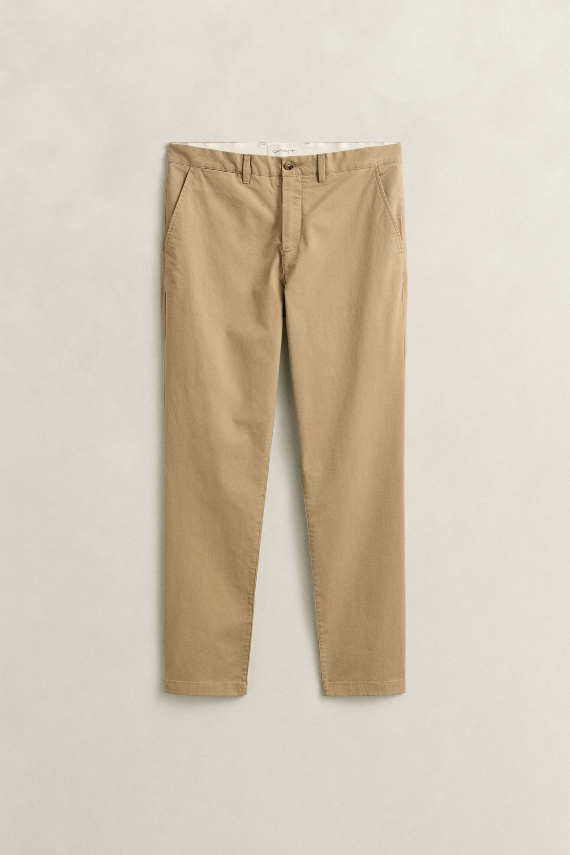 Regular fit ‑mitoitetut klassiset chinot