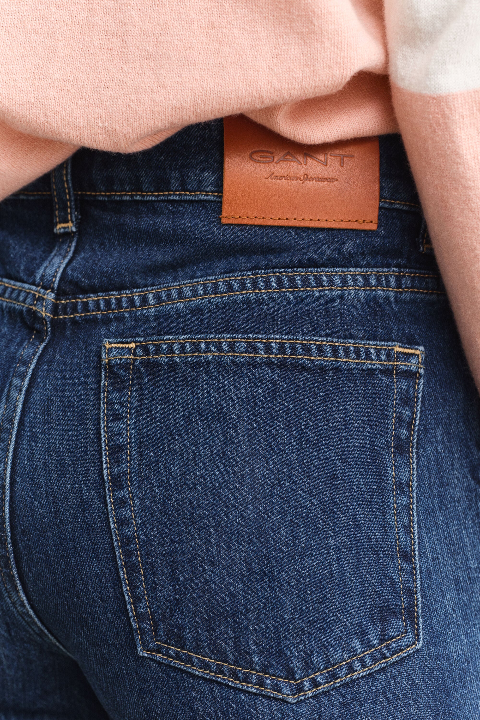 Relaxed fit -farkut