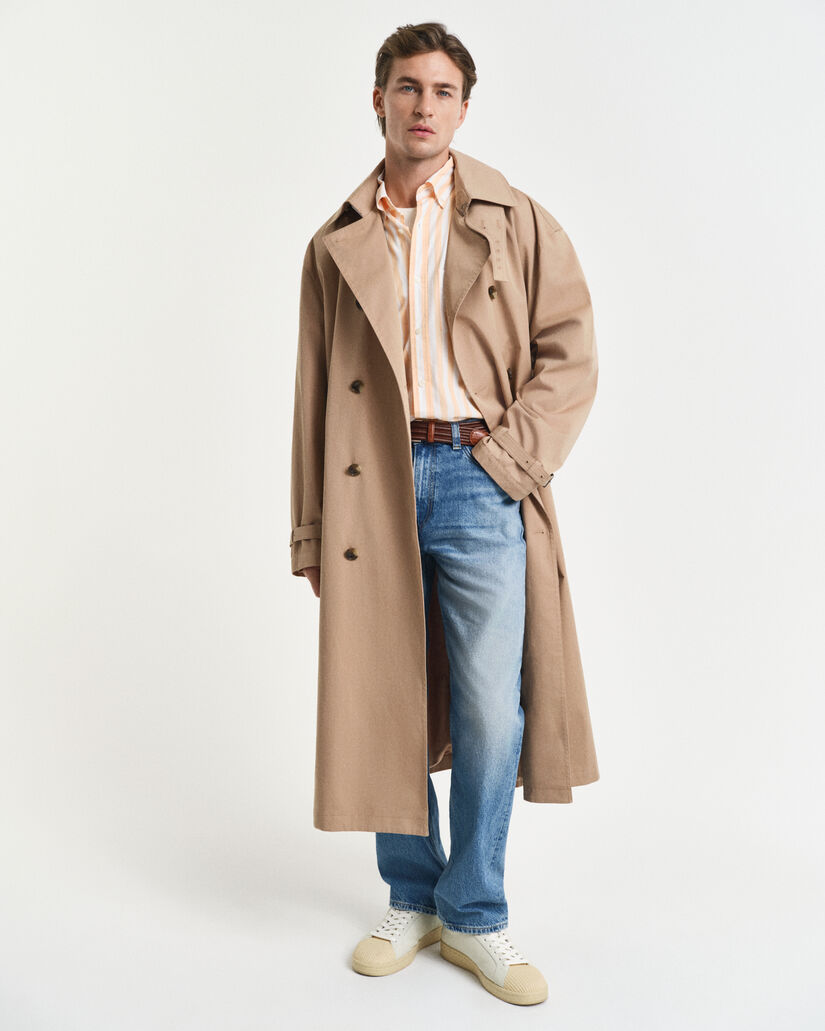 Regular&nbsp;fit ‑mitoitettu klassinen popliiniraitapaita