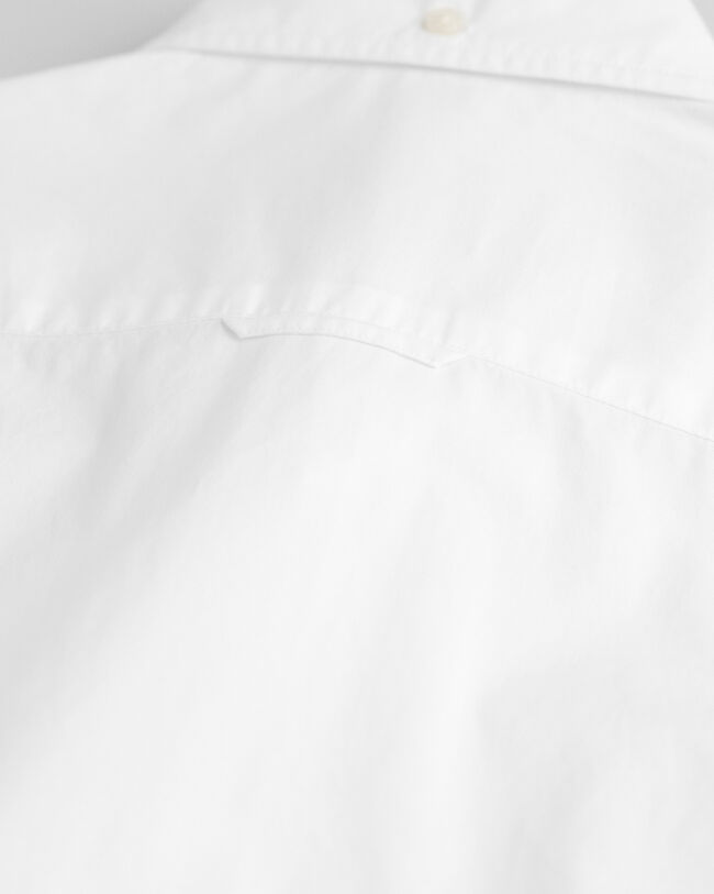 Slim fit ‑mitoitettu Classic-popliinipaita