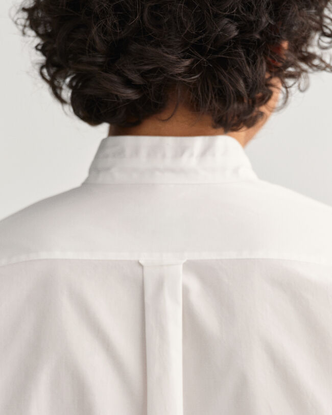 Oversized fit ‑mitoitettu paita hiuslaskoksilla