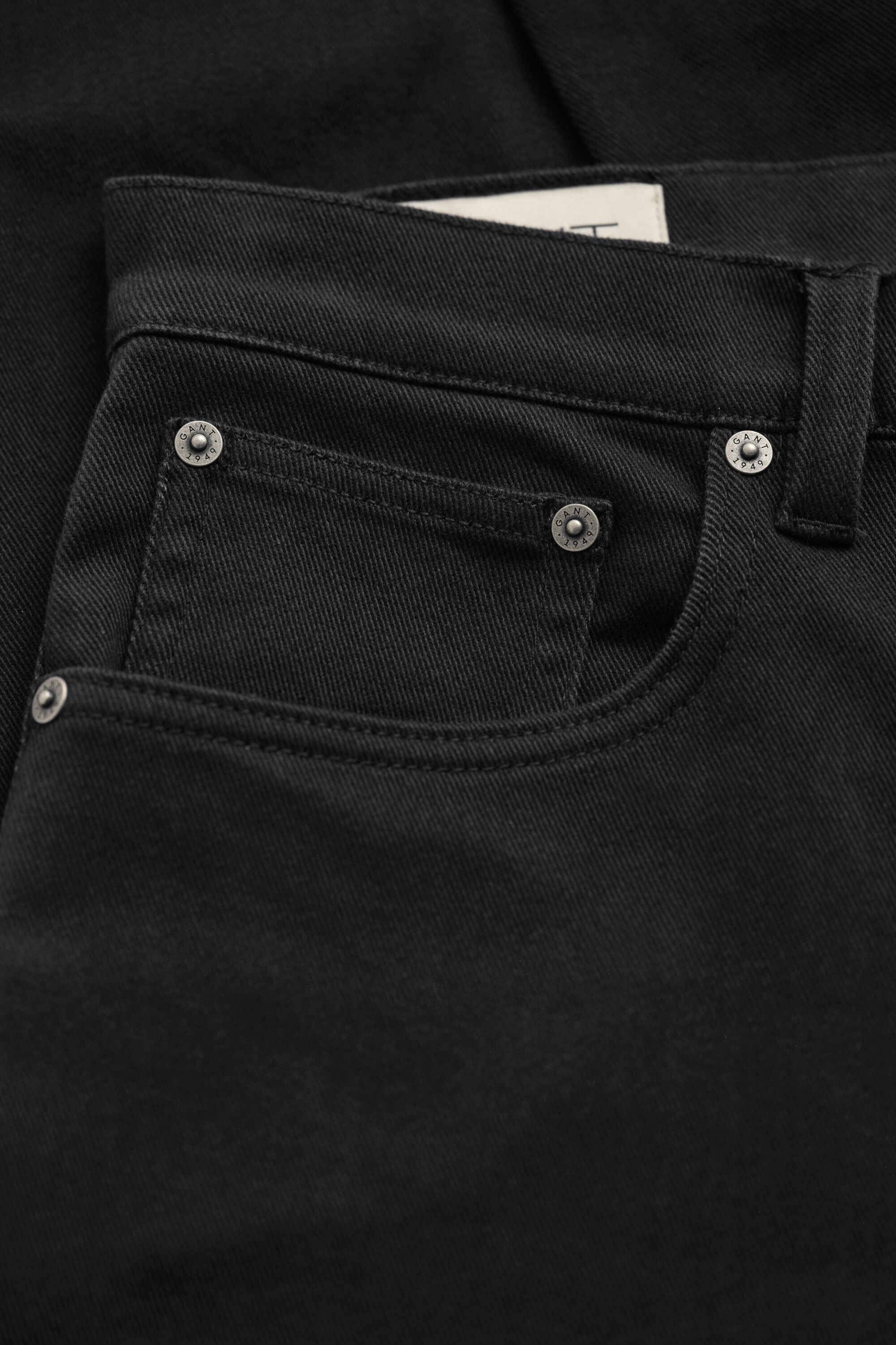 Regular fit ‑mitoitetut tvillifarkut