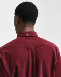 Regular fit ‑mitoitettu vakosamettipaita