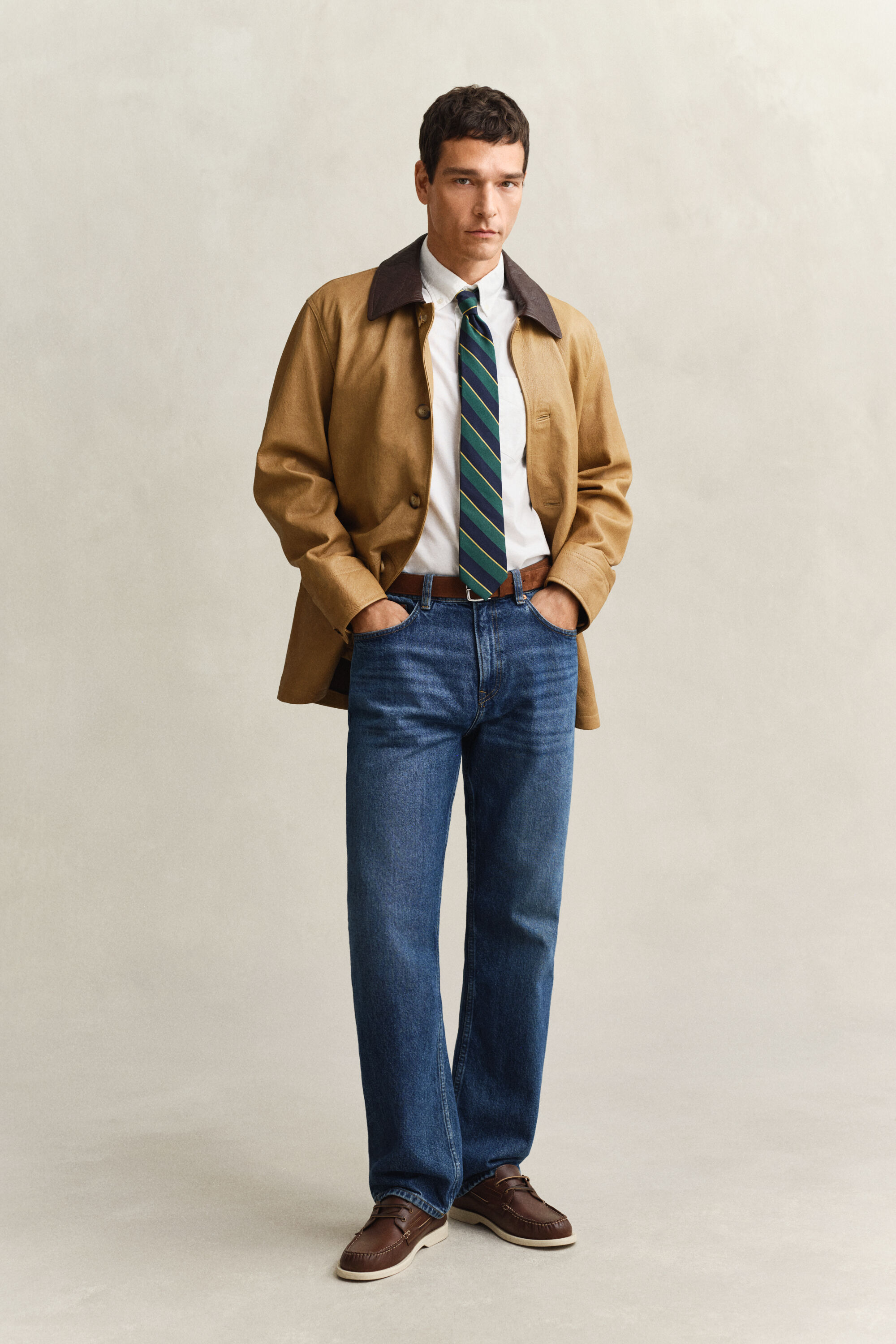 Klassinen lyhythihainen oxford-paita