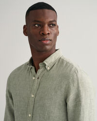 Slim fit ‑mitoitettu pellavapaita