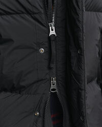 Untuvalla topattu talvitakki