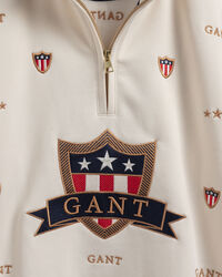 Teens-malliston Banner Shield ‑collegepaita puolivetoketjulla