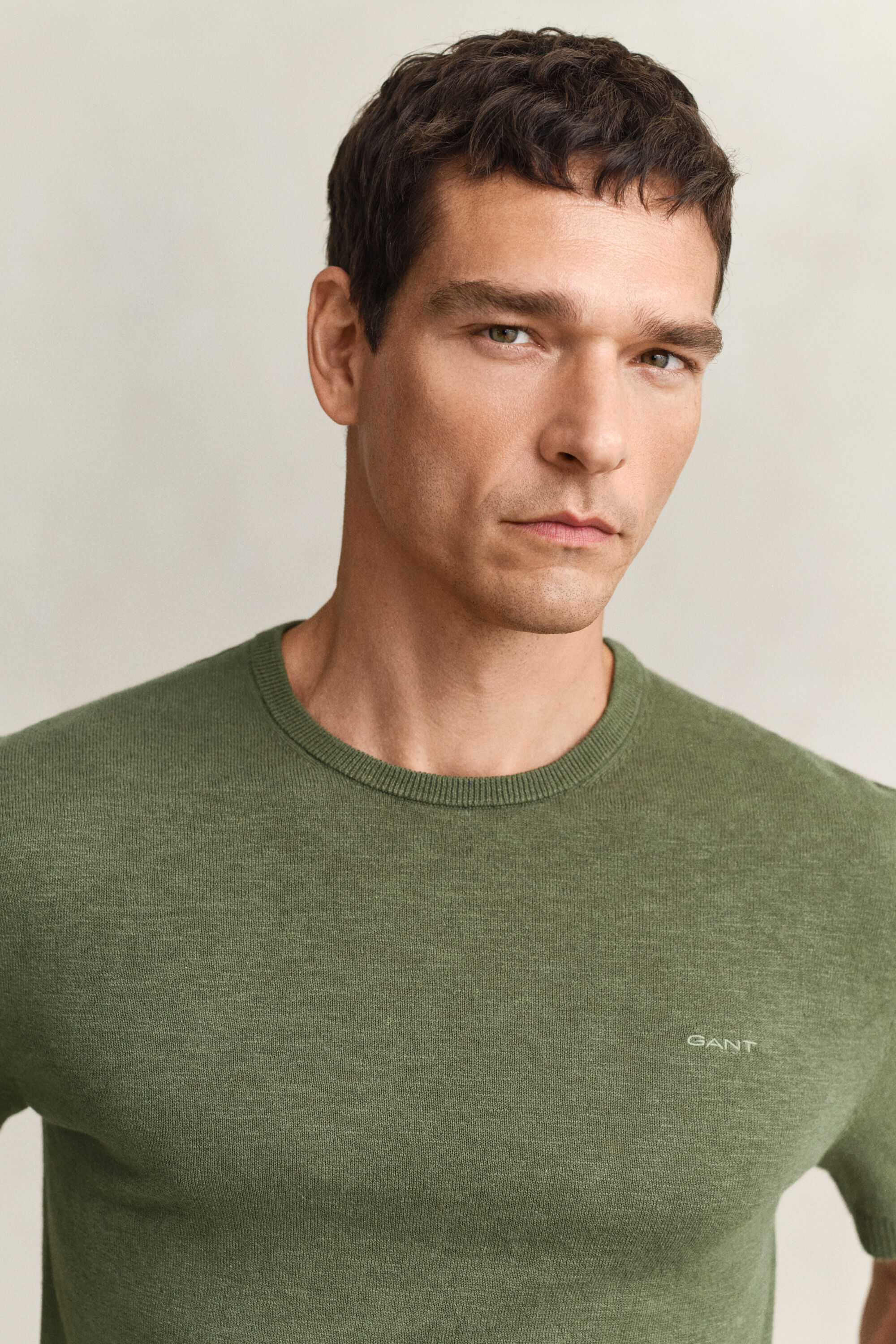 Lyhythihainen neulepusero slub-puuvillasekoitetta