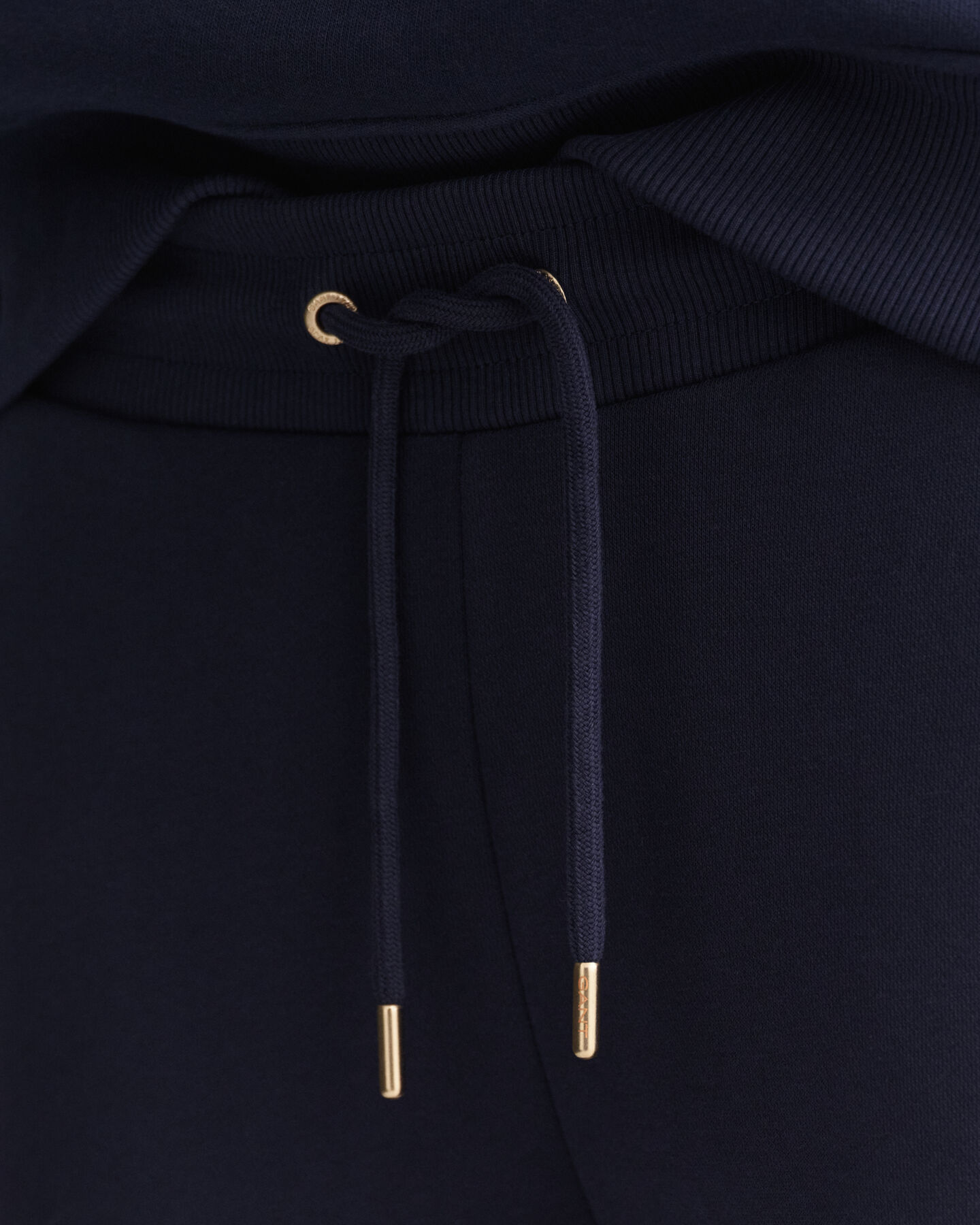 Archive Shield ‑collegehousut