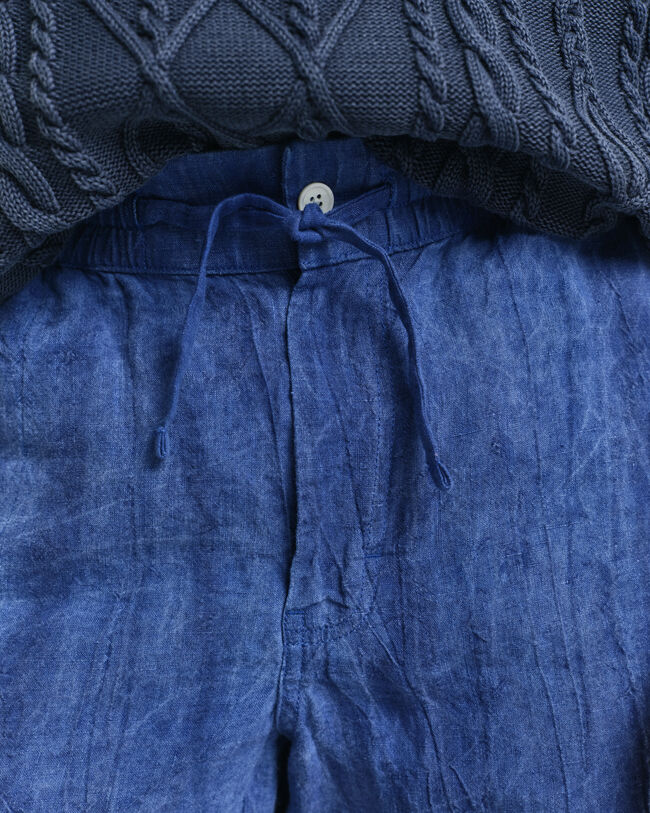 Relaxed fit -mitoitetut pellavashortsit