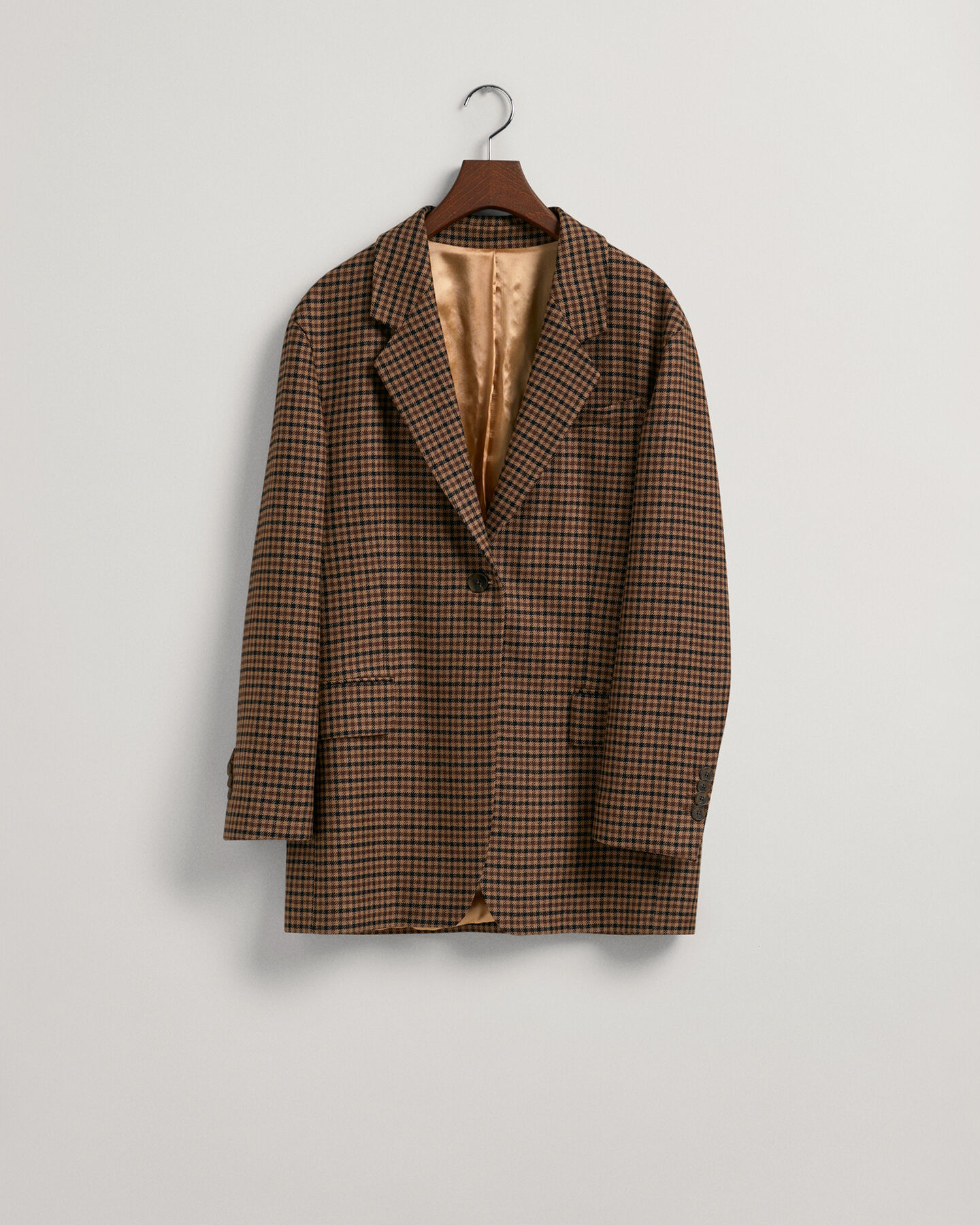 Ylisuuri ruudullinen bleiseri