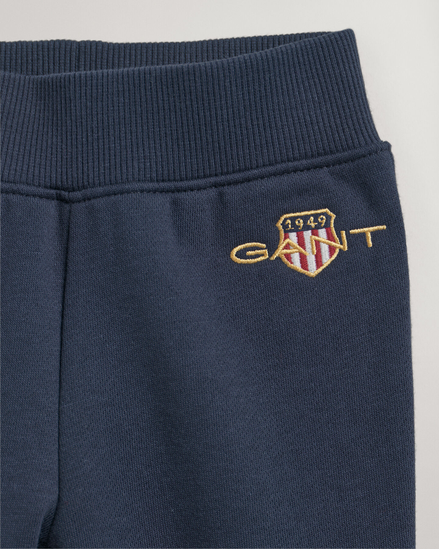 Baby-malliston huppari ja housut