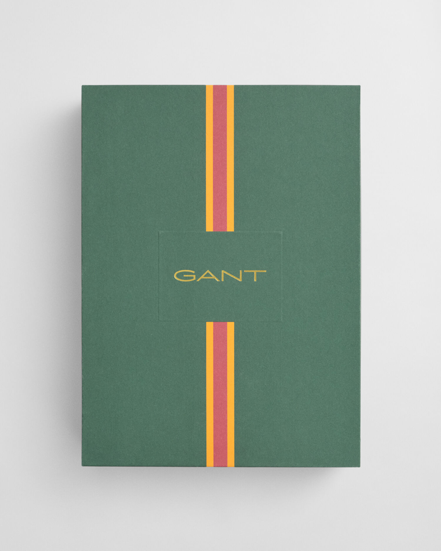 Flanellipyjama lahjapakkauksessa