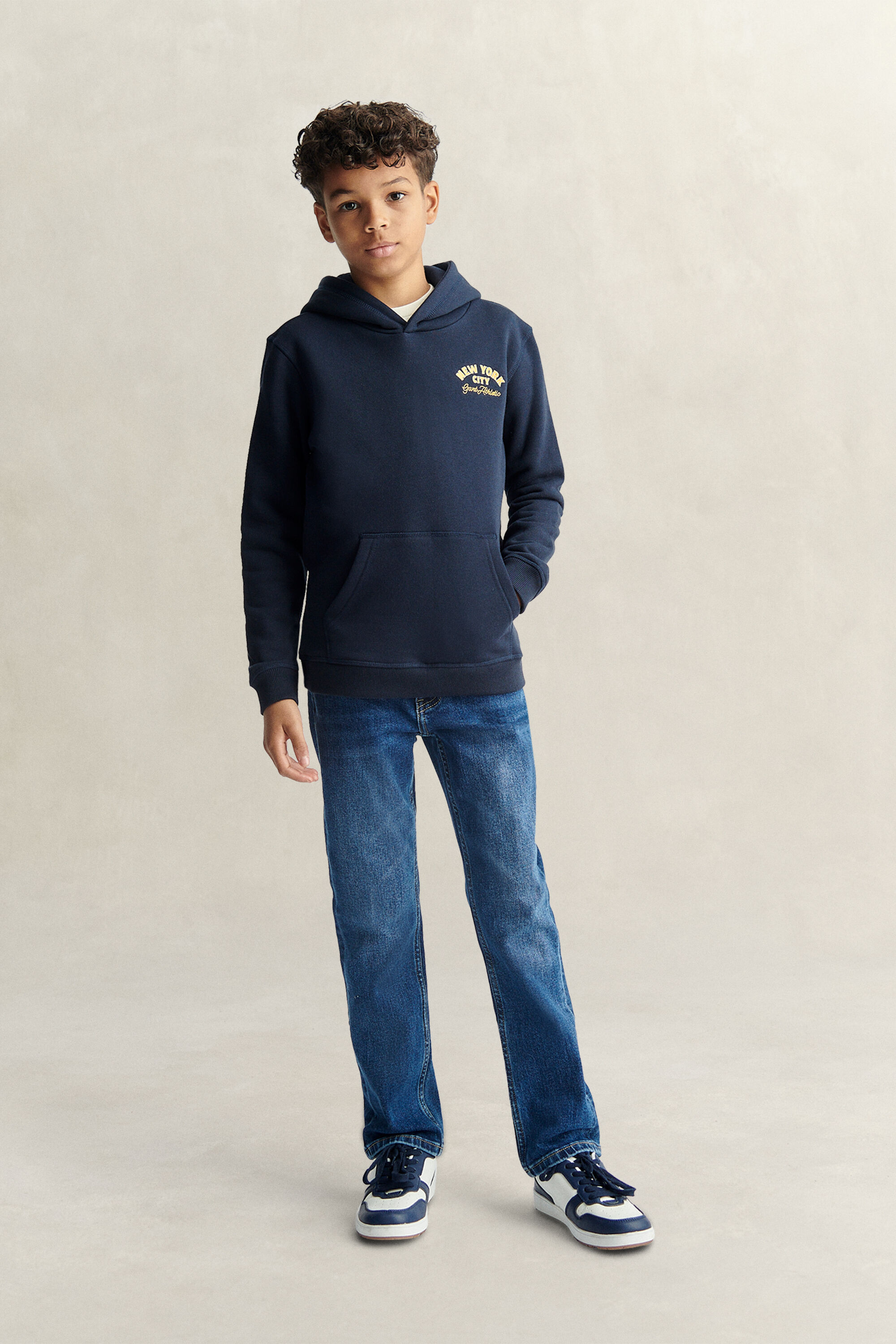 Teen Boys ‑malliston suorat farkut