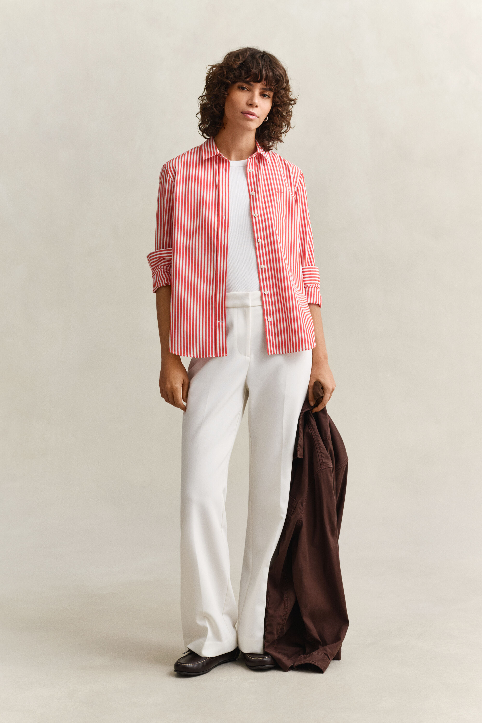 Regular fit ‑mitoitettu raidallinen Classic-popliinipaita