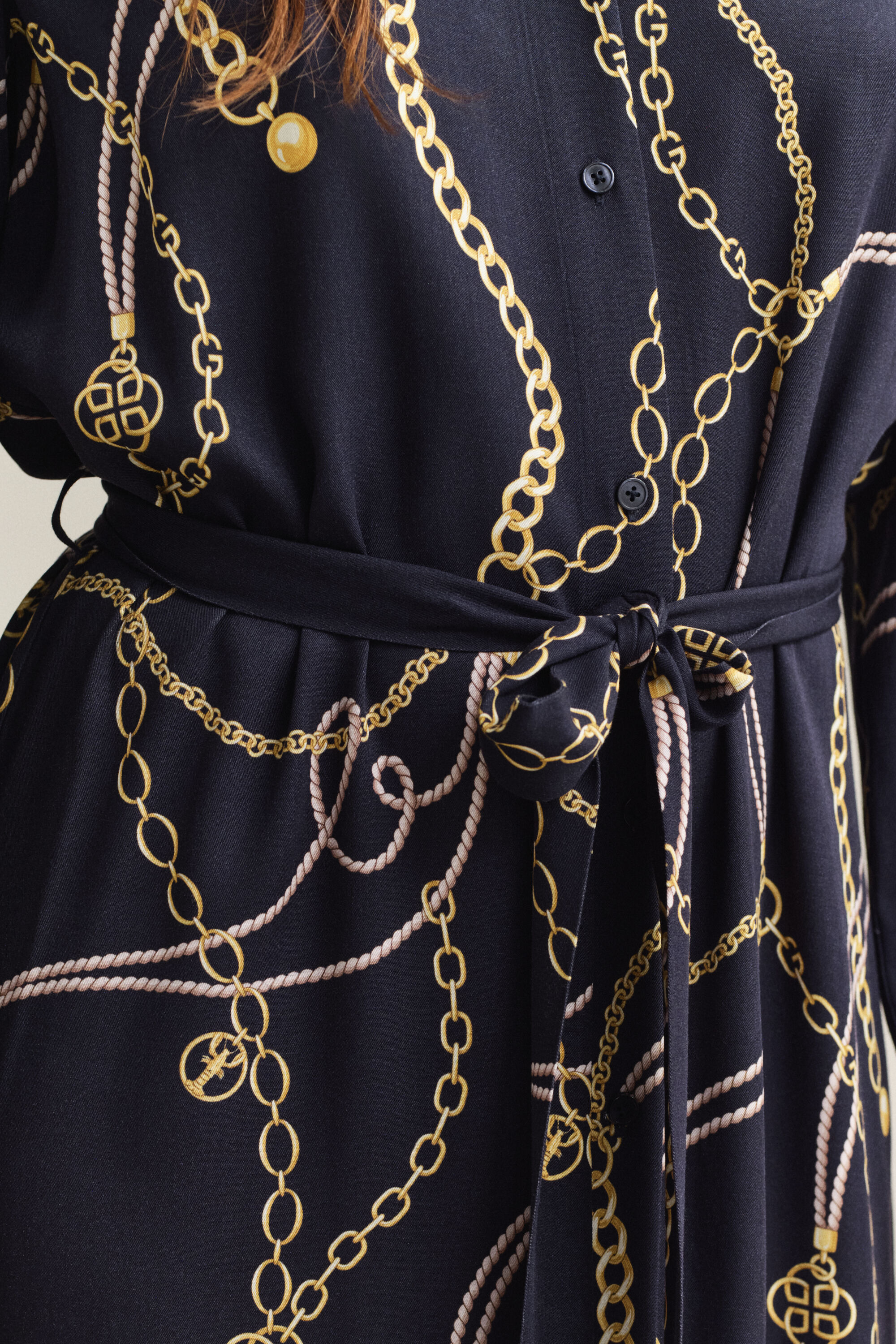 Kuviollinen paitamekko