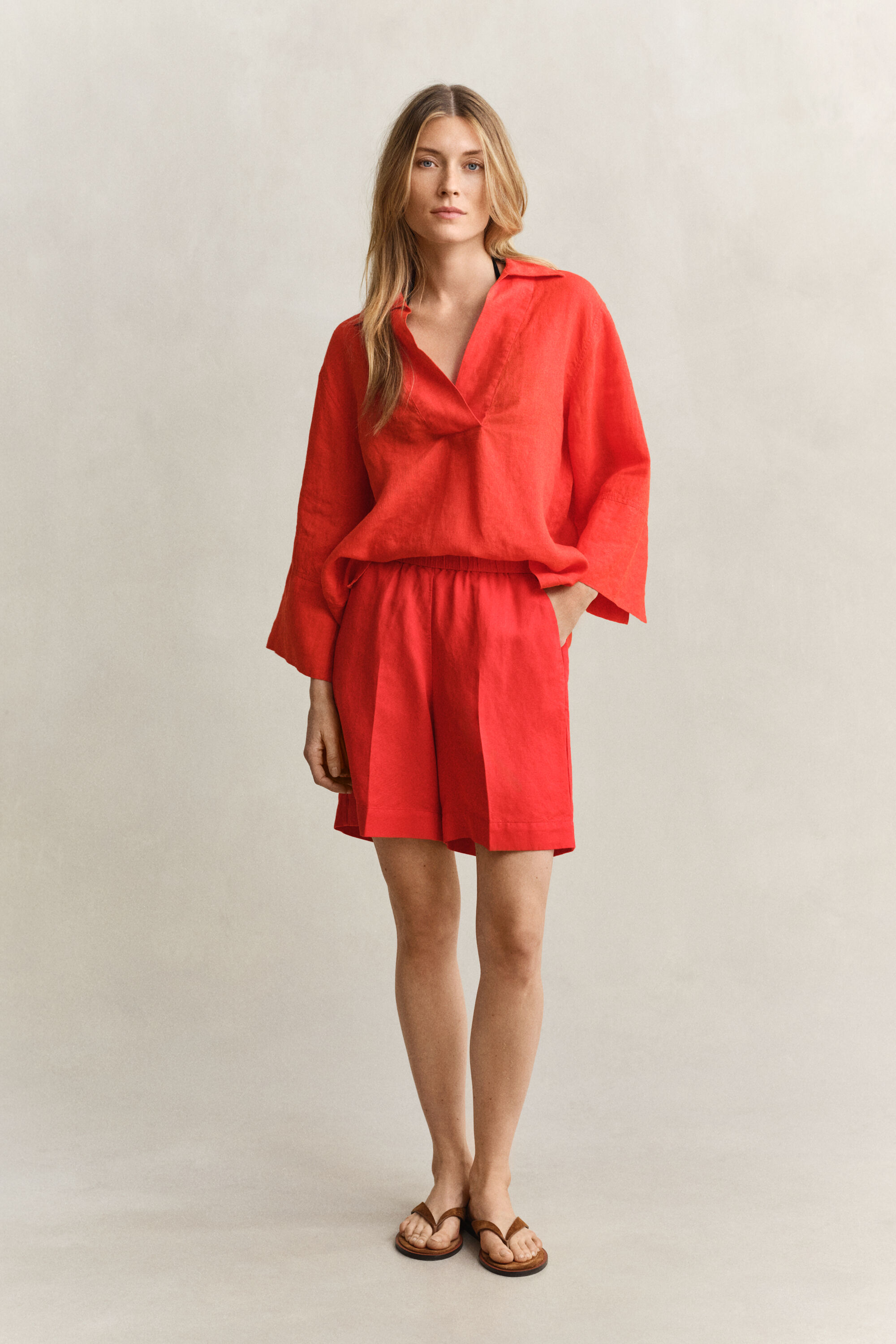 Pellavasekoiteshortsit