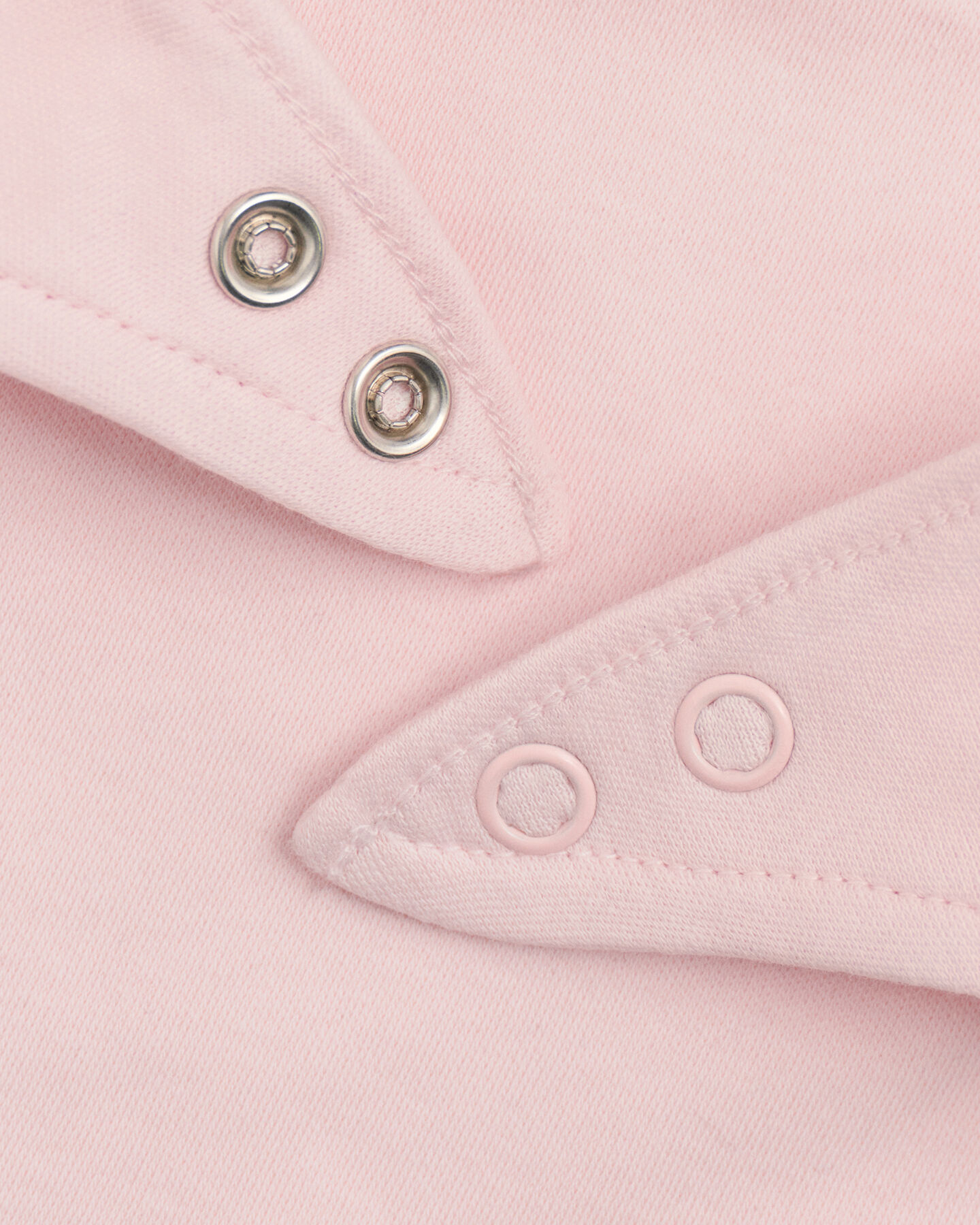 Baby-malliston Shield-kauluri