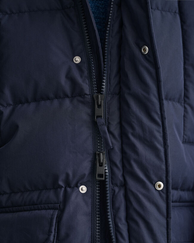 Pitkä Alta-untuvatakki