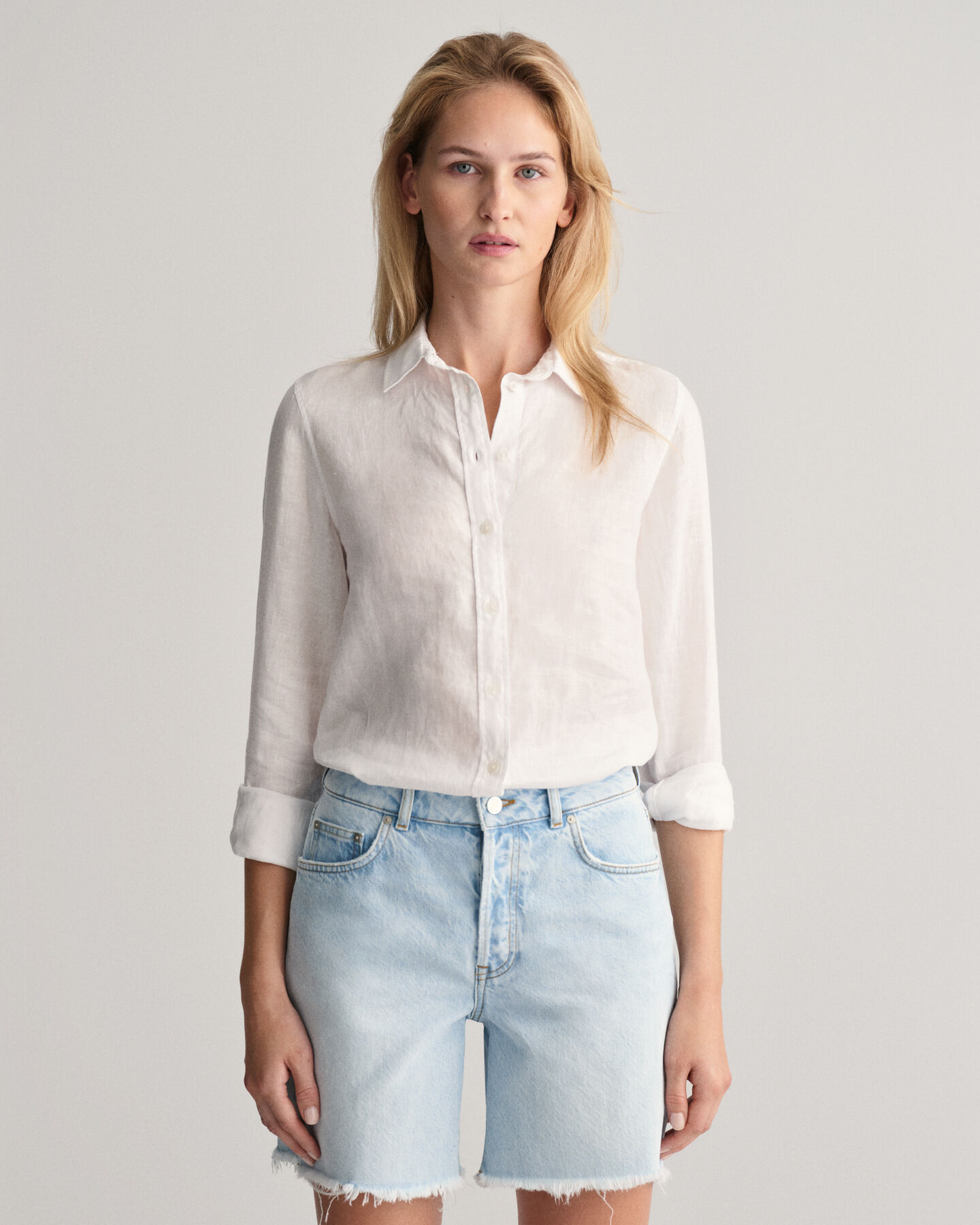 Regular fit ‑mitoitettu pellavainen chambray-paita