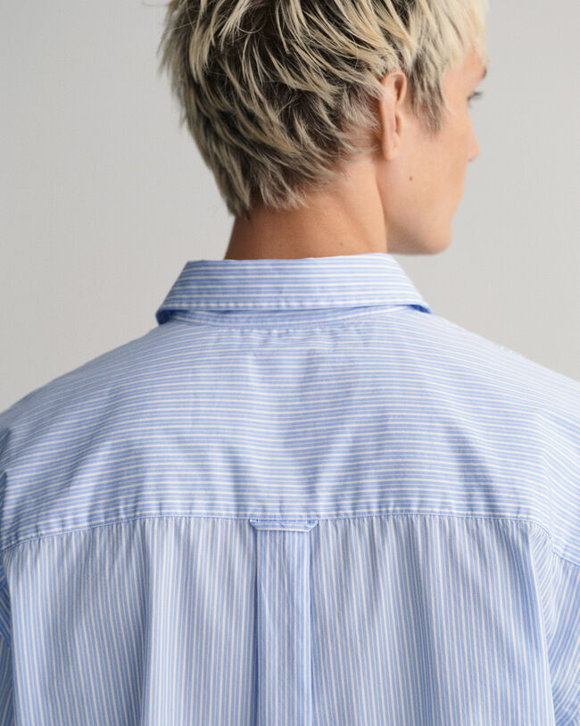 Oversized fit -mitoitettu raidallinen popliinipaita