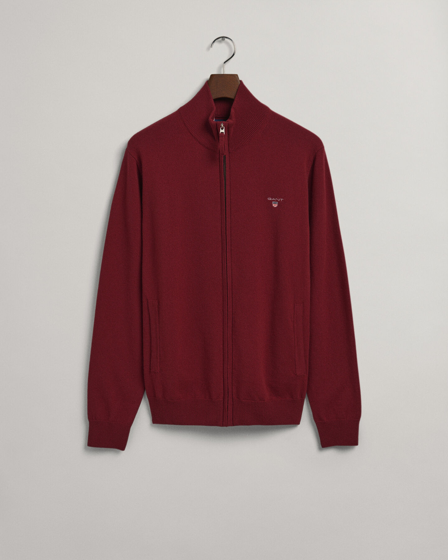 Vetoketjullinen neuletakki eritt&auml;in hienosta lampaanvillasta