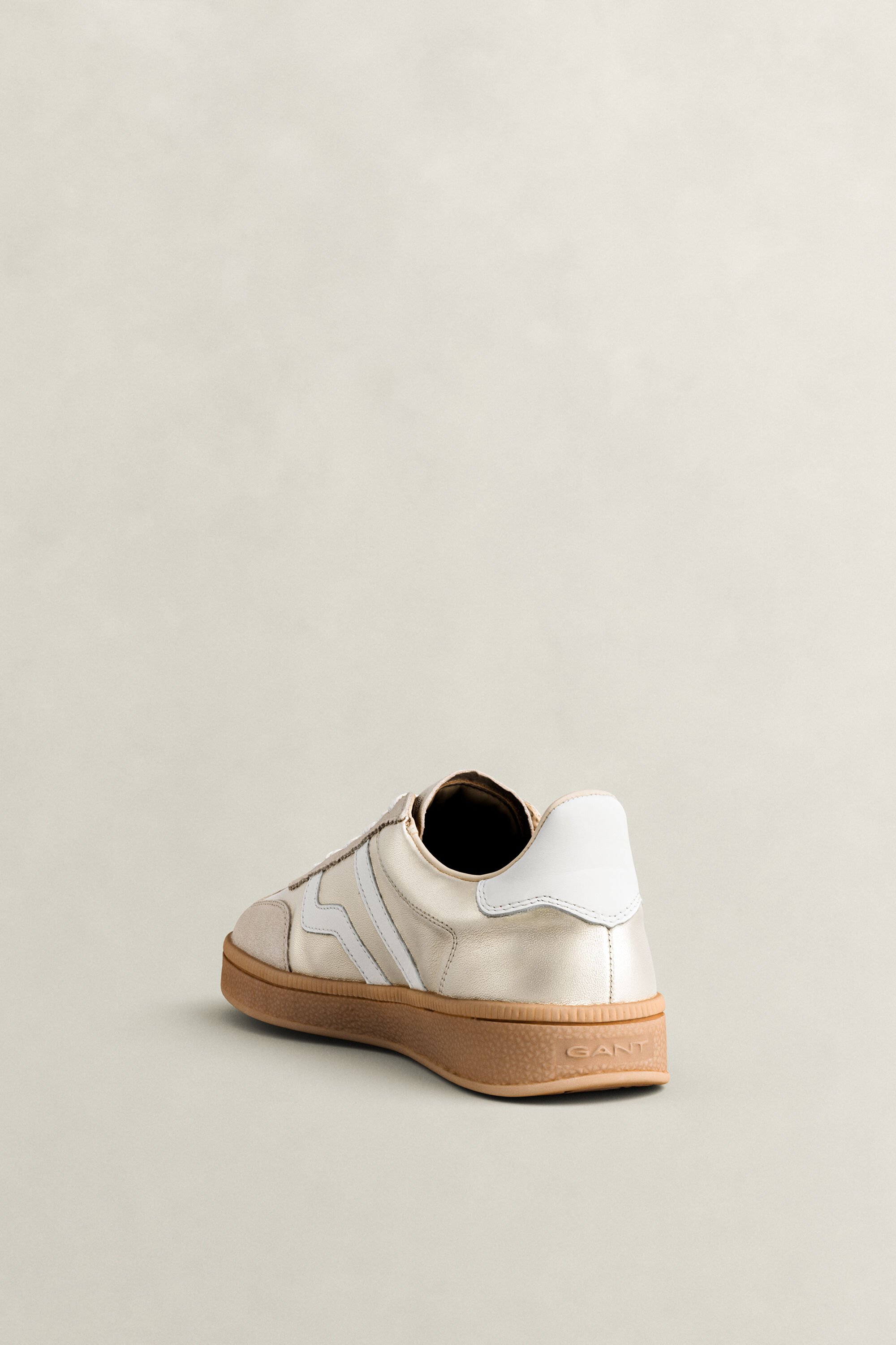 Metallinhohtoiset Cuzima-nahkatennarit