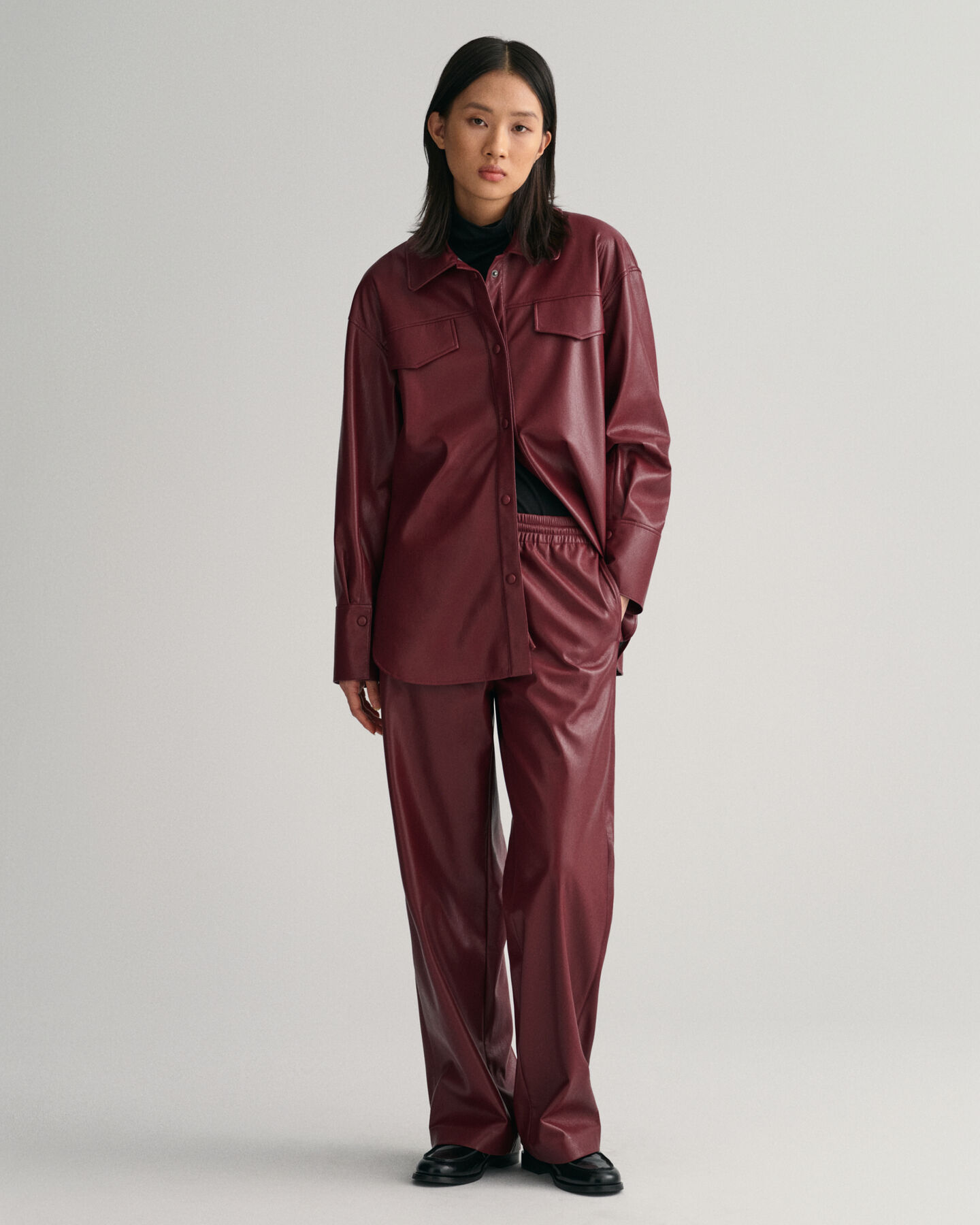 Relaxed fit ‑mitoitetut Pull-On-tekonahkahousut