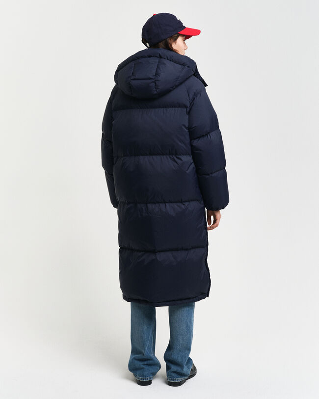 Kokopitkä untuvatakki