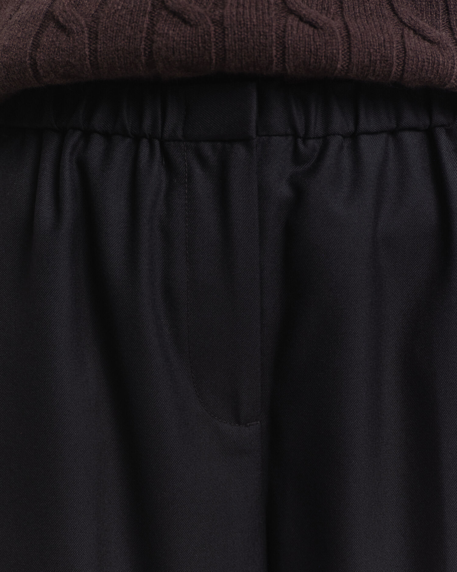 Vetoketjuttomat villasekoitehousut