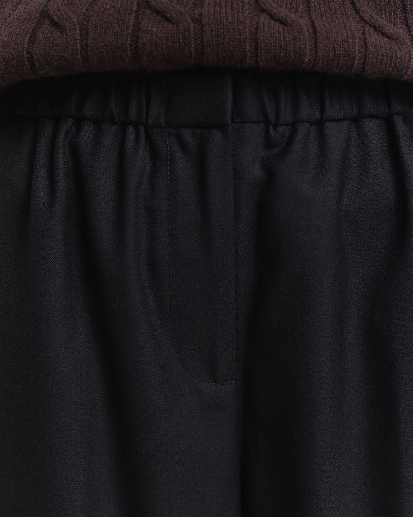 Vetoketjuttomat villasekoitehousut