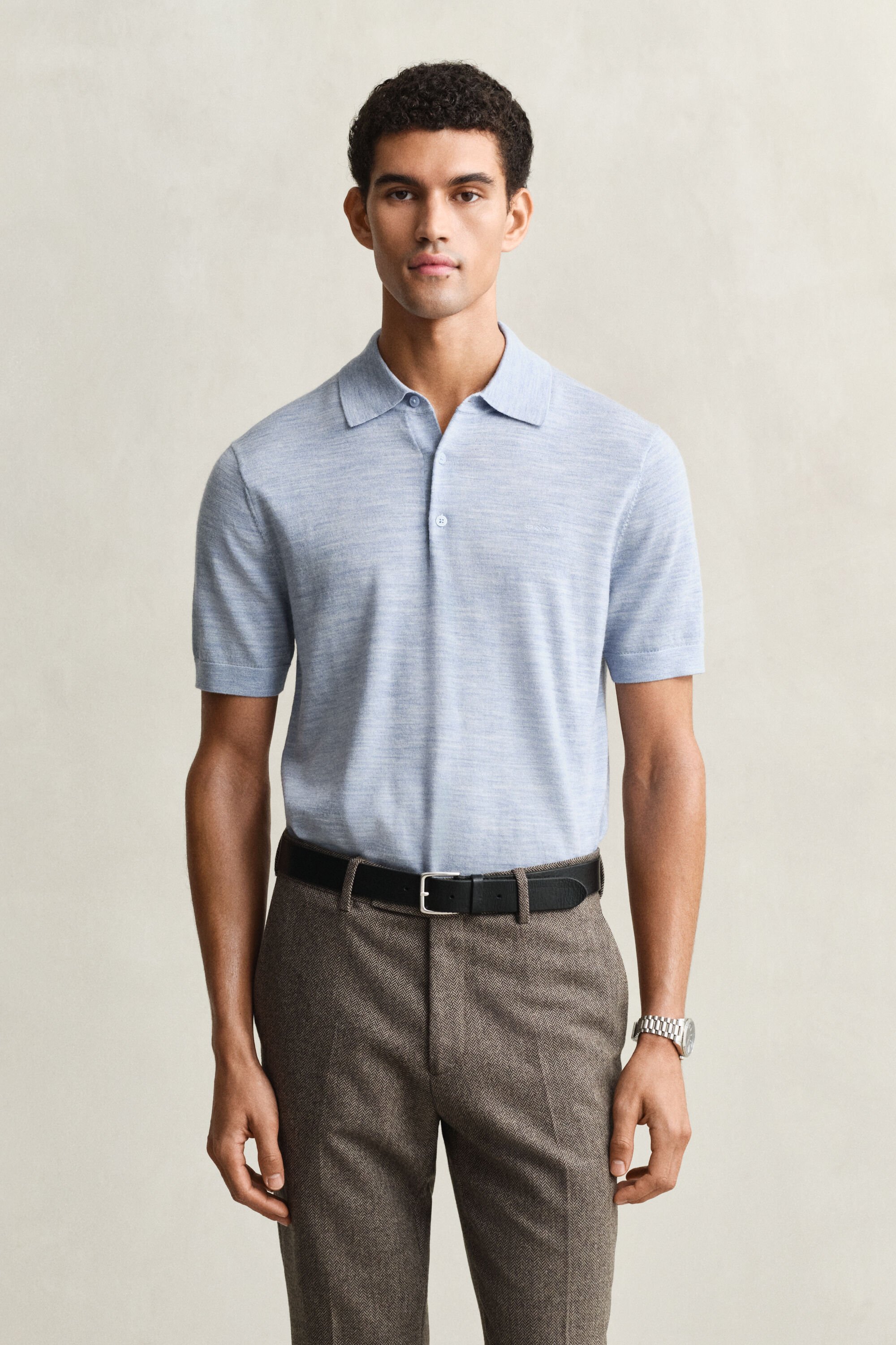 Ohut lyhythihainen merinovillapikeeneule