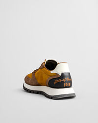 Caffay-tennarit vakosametista ja mokkanahasta