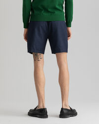 Kiristysnauhalliset shortsit