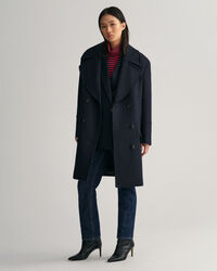 Villasekoitteesta valmistettu kansitakki