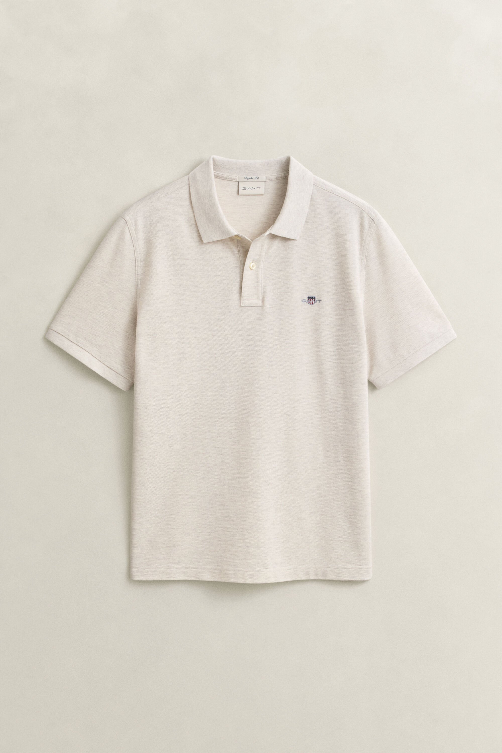 Regular fit ‑mitoitettu pikeepaita