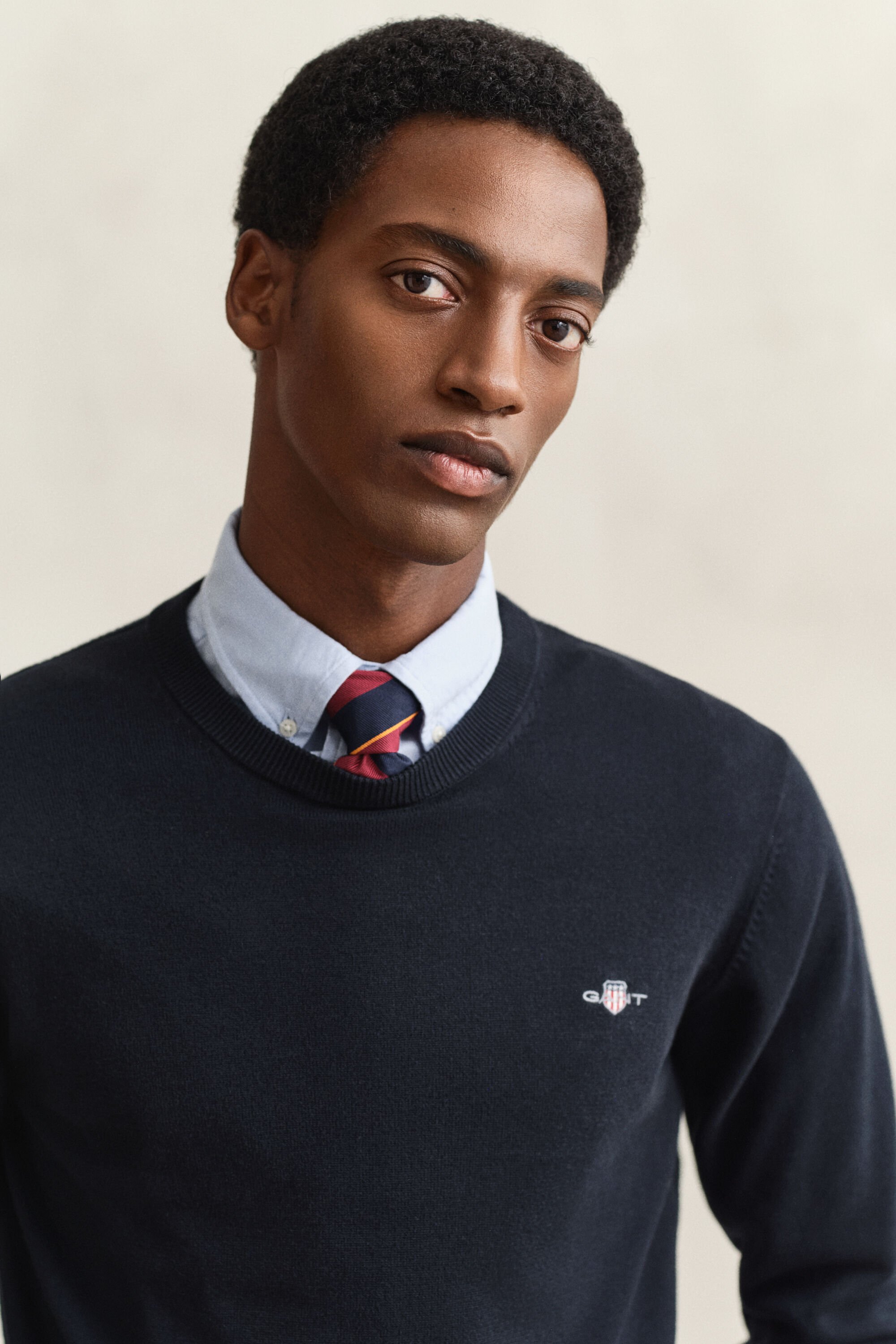 Puuvillaneulepusero, pyöreä pääntie